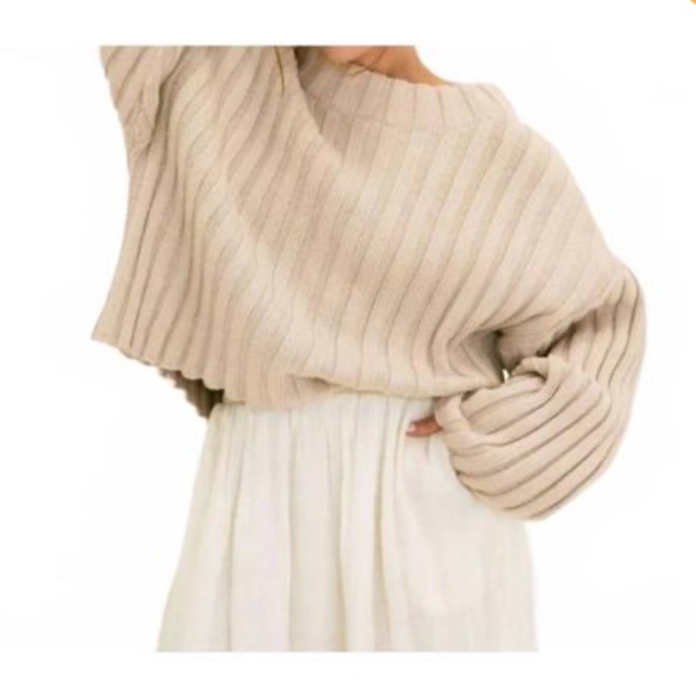 NWT Rumored Greenwich Sweater Sand, size large